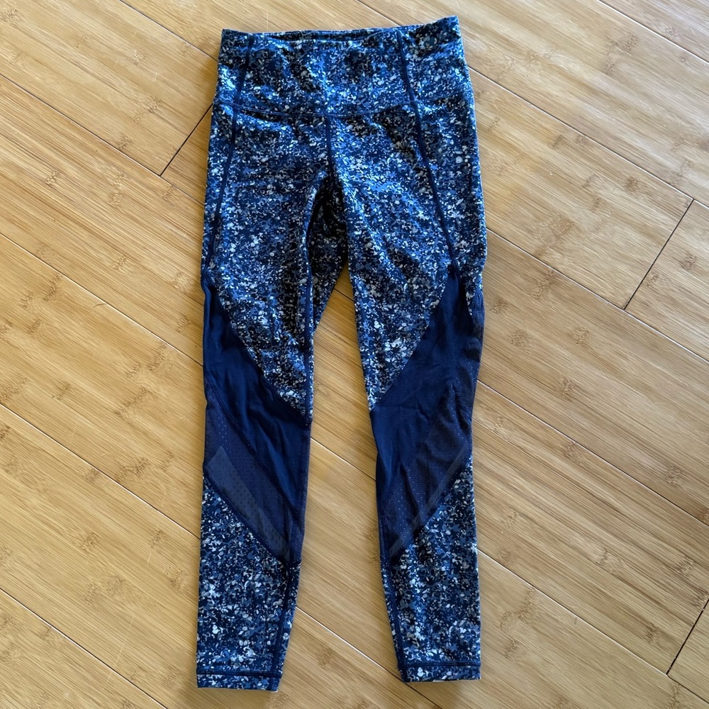 Athleta Marble Print Leggings